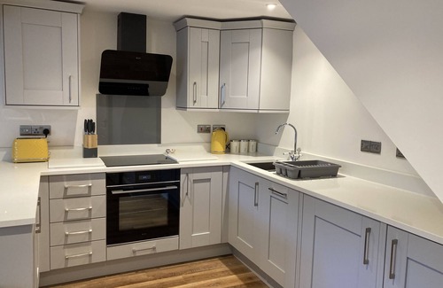 Bury St Edmunds Cottage | Town centre, parking, 3 bedrooms