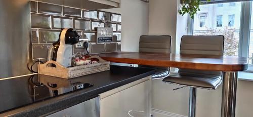 Barnsley Apartment | Town Hall View