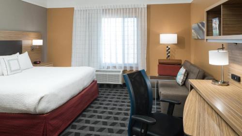Panama City Hotel | TownePlace Suites by Marriott Panama City