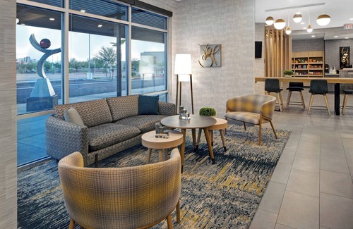 Glendale Sports and Entertainment District Hotel | TownePlace Suites by Marriott Phoenix Glendale Sports & Entertainment District