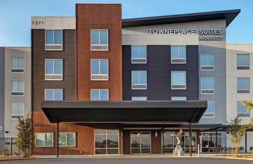 Glendale Sports and Entertainment District Hotel | TownePlace Suites by Marriott Phoenix Glendale Sports & Entertainment District