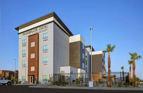 Glendale Sports and Entertainment District Hotel | TownePlace Suites by Marriott Phoenix Glendale Sports & Entertainment District