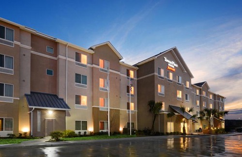 Laredo Hotel | TownePlace Suites by Marriott Laredo