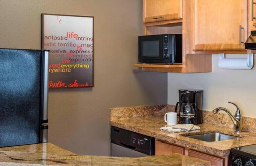 North Mountain Hotel | TownePlace Suites By Marriott Phoenix North
