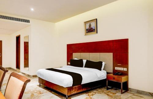 Gummidipundi Hotel | Townhouse JFN Comfort Hotel