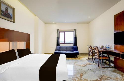 Gummidipundi Hotel | Townhouse JFN Comfort Hotel