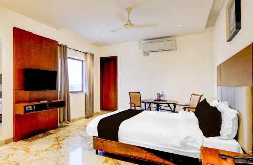 Gummidipundi Hotel | Townhouse JFN Comfort Hotel