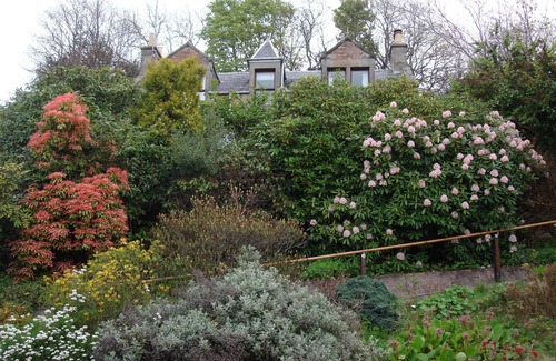 Inverness House | Traditional highland home with secluded garden and panoramic views of Inverness