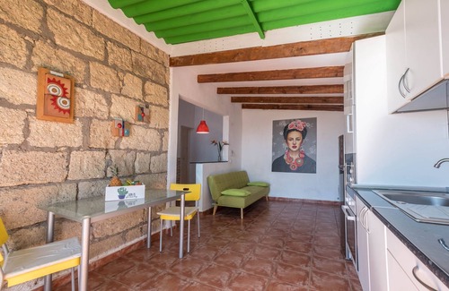 Alcala House | Traditional Holiday Home "Casa Tabaiba" in Alcalá with Sea Access and Own Terrace