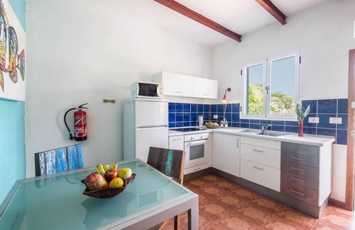 Alcala House | Traditional Holiday Home "Casa Drago" in Alcalá with Sea Access, Terrace and Garden