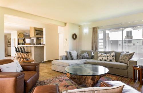 Vineta House | Tranquil Beachside Oasis Your Relaxing Getaway