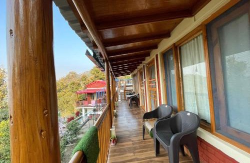 Kaul House | Tranquil View Cottage by Nature Nests