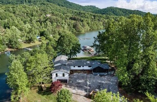 Hiawassee Hotel | Tranquille Resort