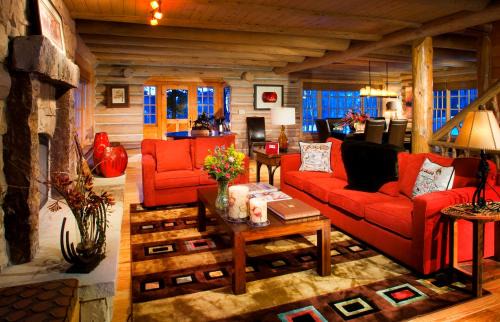 Beaver Creek House | Trappers Cabin
