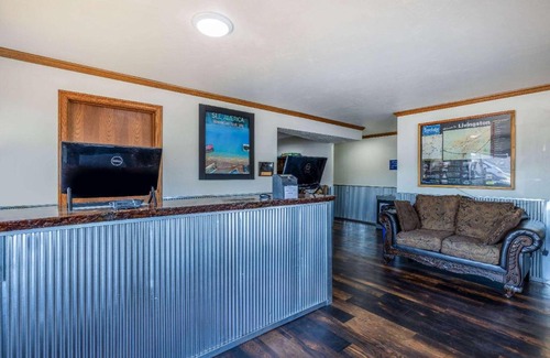 Livingston Hotel | Travelodge by Wyndham Livingston