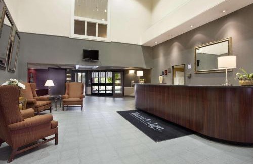Industrial Park Hotel | Travelodge by Wyndham Ottawa East