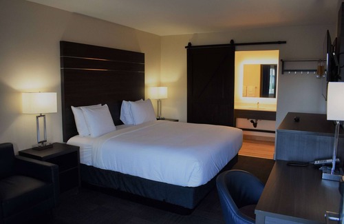 Santa Rosa Hotel | Travelodge by Wyndham Santa Rosa Wine Country