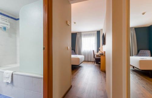 Alcala de Henares Hotel | Travelodge Madrid Alcalá de Henares