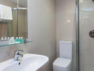 Earl's Court Hotel | Trebovir Hotel