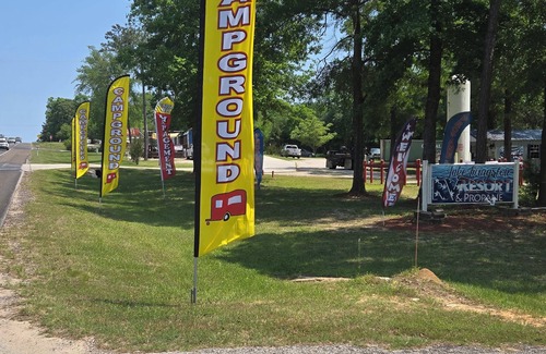 West Livingston RV Rental | Tree lined, family and pet friendly campground in Livingston, TX