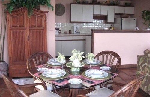Red Hook House | TreeTops! RedHook! Great Location, View, Pool! Perfect for 2-4 persons!