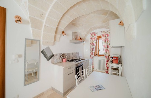 L'Assunta Villa | Tremendous 6-bedroom villa in charming Puglia with WiFi & AC - by QualiTravel