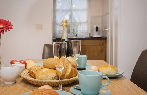 Carolinensiel House | Trendy and comfortable: The approx.