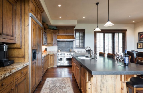 North Park City Cottage | Trendy Cottage, Silver Star #44, with funicular to slopes