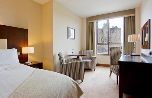 Trim Hotel | Trim Castle Hotel