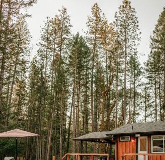 Grants Pass House | Triple Nickel Pines Cabins