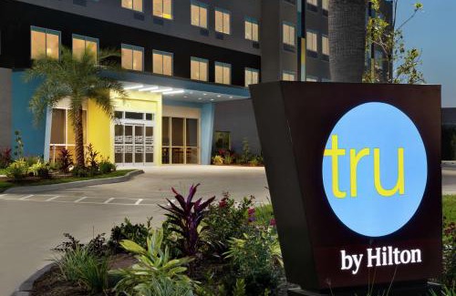 Webster Hotel | Tru by Hilton Webster Houston NASA