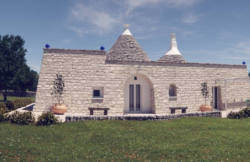 Fasano House | Trulli della Sierra: a property of TM INVEST .Trulli upscale sea view