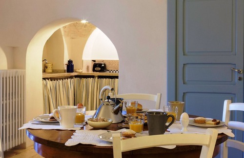 L'Assunta House | Trulli Sant'Oronzo: private pool, olive trees and sandy beaches at your doorstep