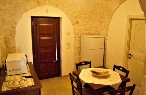 Locorotondo House | Trullo Arco Antico Weddings and events