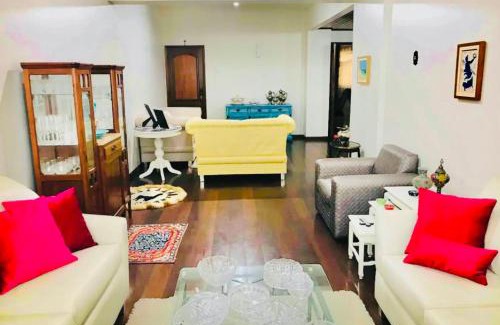 Nazare House | Ttttty