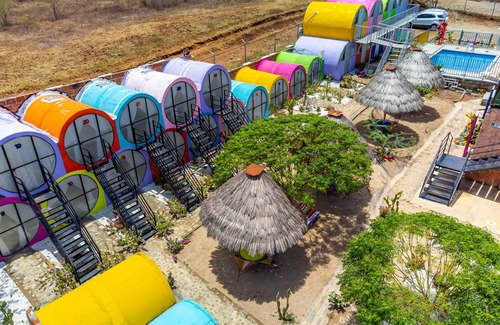Villavieja RV Rental | Tubo Hotel La Tatacoa - Campsite