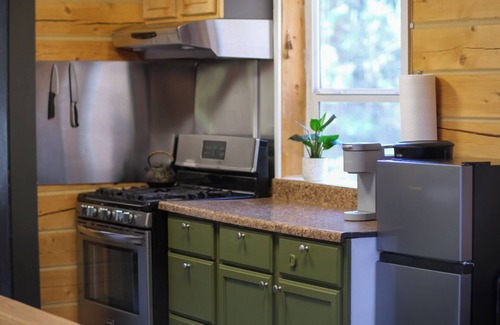 Fairbanks Cabin | Tucked in the woods! Auroras seen here. Private.