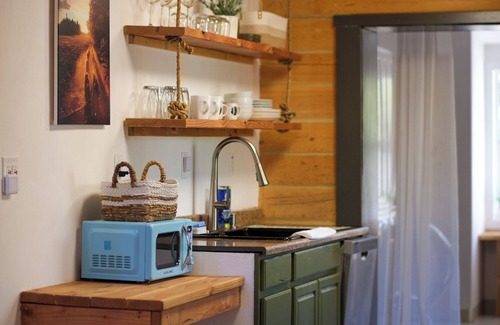 Fairbanks Cabin | Tucked in the woods! Auroras seen here. Private.