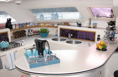 Wickhams Cay 1 Boat Rental | Turquoise Turtle, fully inclusive crewed charter.nDiscover your treasure.