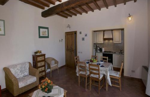 Torre A Castello House | Tuscan Hilltop Farm Stay