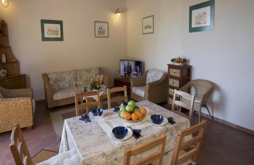 Torre A Castello House | Tuscan Hilltop Farm Stay