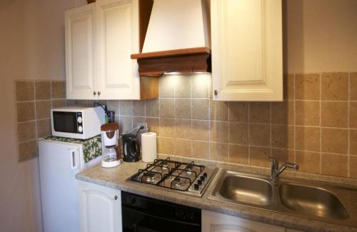 Torre A Castello House | Tuscan Hilltop Farm Stay