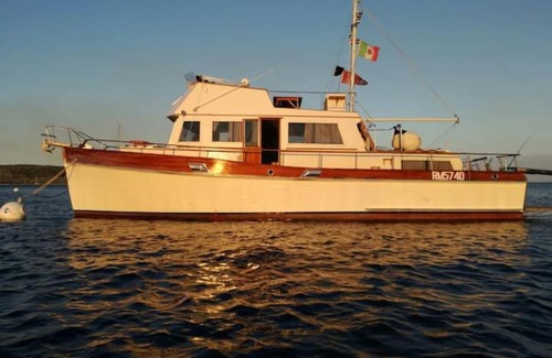 Santa Maria in Stelle Boat Rental | TWIGGY