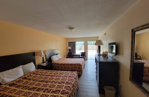Biloxi Hotel | Twin Star Lodge