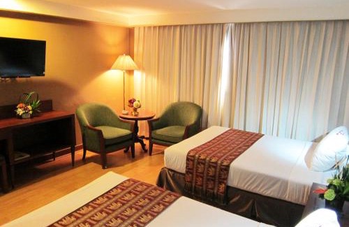 Rong Muang Hotel | Twin Towers Hotel