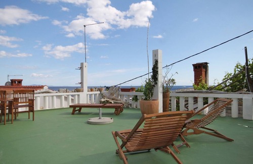 Zarace Apartment | Two bedroom apartment near beach Cove Zaraće, Hvar (A-8781-c)