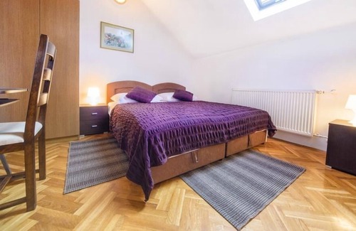 Slunj Apartment | Two bedroom apartment with balcony Slunj, Plitvice (A-17380-a)