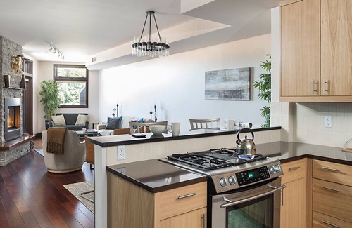 Jackson Villa | Two Bedroom, Luxury Condominium in Downtown Jackson