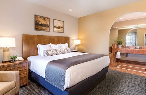 South Mountain Resort | Two-Bedroom Suite Great Rates Available!