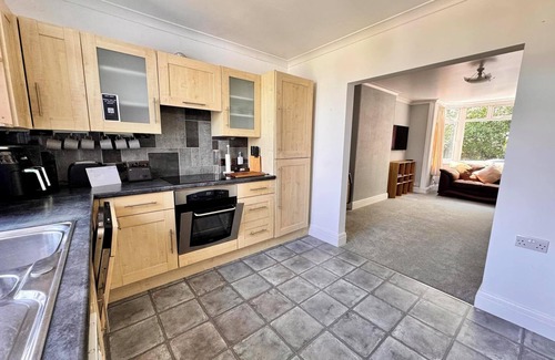 Ville Au Roi Apartment | Two bedrooms, Shower, Lounge & Kitchen
